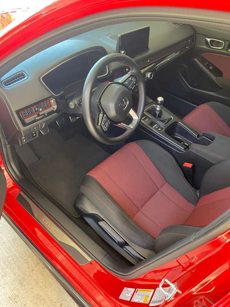 Imagen de WhatsApp 2025-10-31 a las 15.23.54_9d6c9fc7